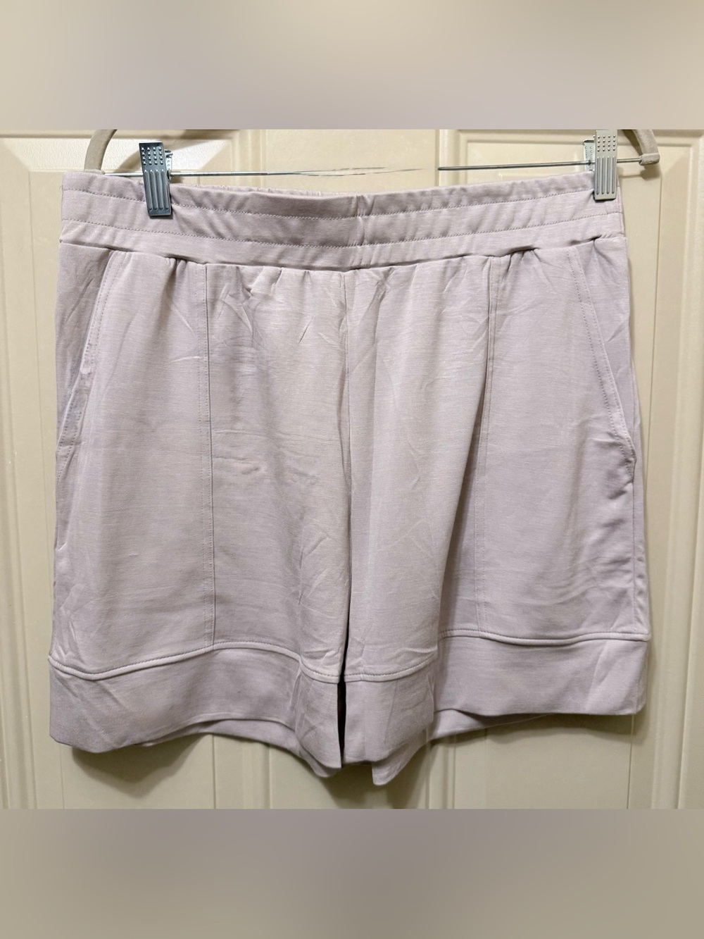 Mintreus Stretchy Knit Khaki Shorts